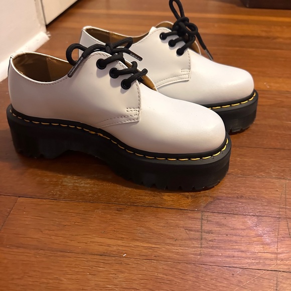 Dr martens platform shoes 38 - Picture 1 of 3